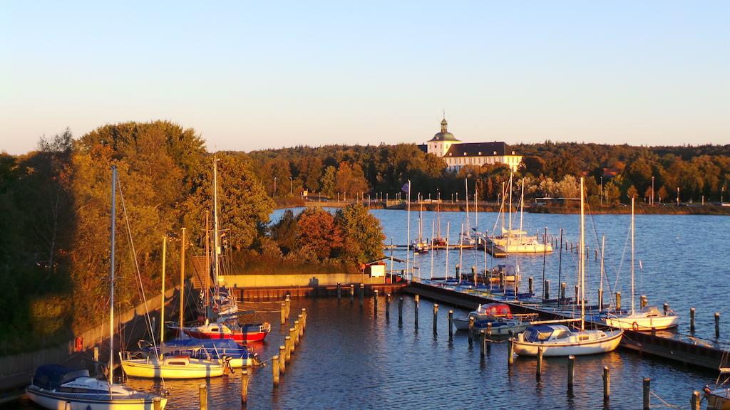 Hinter Dem Schloss Schleswig Kültér fotó